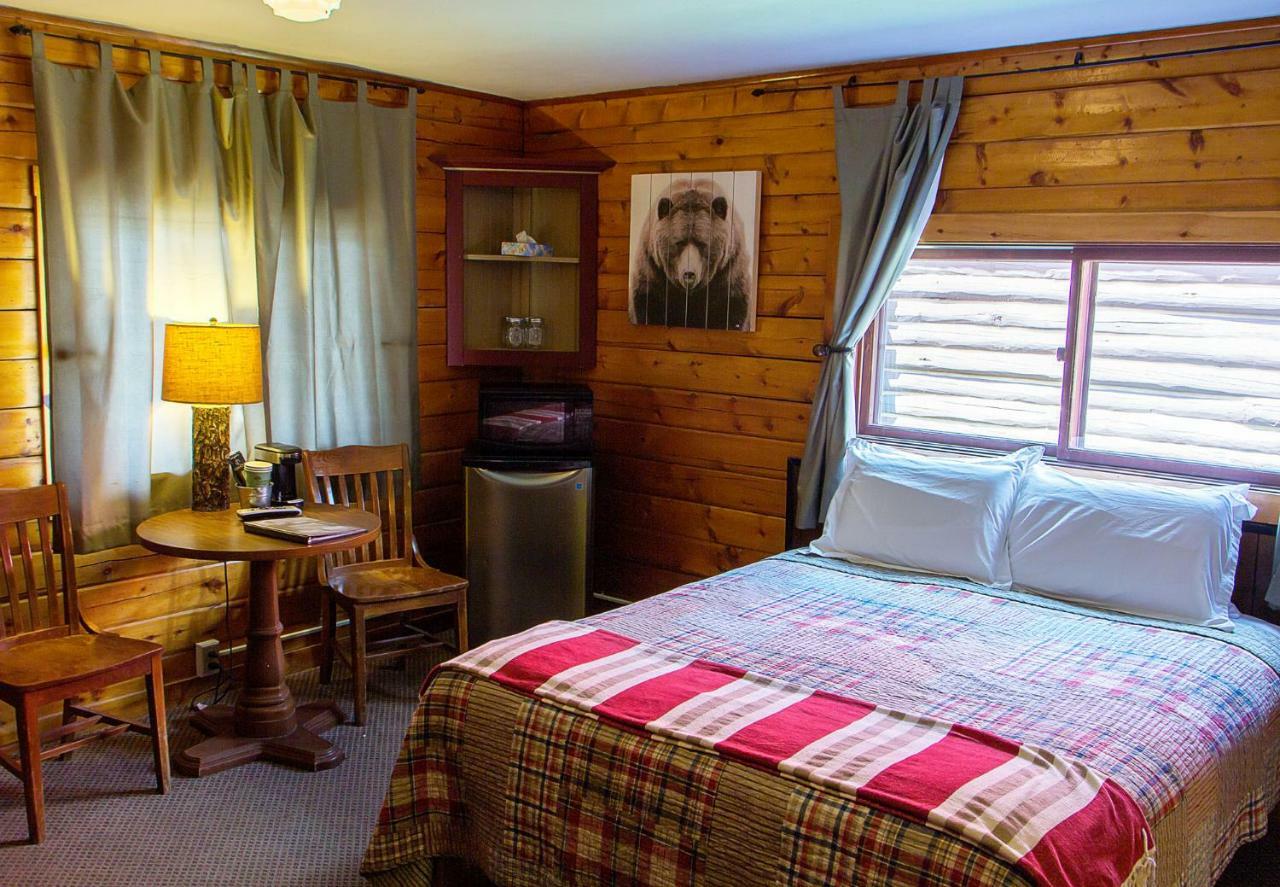 High Country Motel And Cabins 쿠크시티 외부 사진